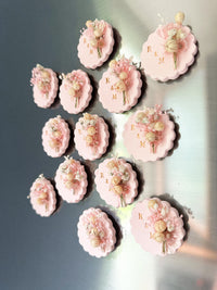 Magnet fleuri en argile